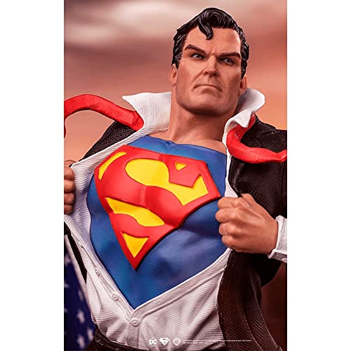 Iron Studios DC Comics Dekofigur 1/10 Deluxe Art Scale Clark Kent, 29 cm von Iron Studios