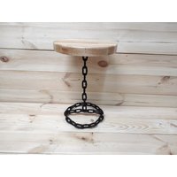 Handgefertigter Tisch Aus Buchenholz Geschmiedete Eisenbasis, Nachttisch/Blumenständer von IronUA