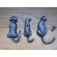 Gusseisen Rustikale Vintage Tierhaken Klammern Gebrauchsschlüssel Hundeleine Hängehaken Katze Hundeschlüssel Neuheit Haken Antik Eisen Finish von IronmongeryWorld