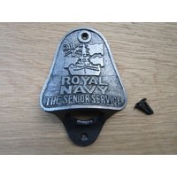 Royal Navy Gusseisen Rustikal Vintage Wandmontierte Marine Armee Bier Soda Flaschenöffner Toller Artikel Für Bar, Küche Oder Terrasse von IronmongeryWorld