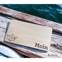 Frühstücksbrett/Schneidebrett Moin/Personalisiert/ Mit Namen Papierschiff/ Maritim/ Holzbrett/ Frühstücksbrettchen Schiff/Boot von IsAriaHerzUndFaden