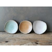 3Er Set Keramik Gewürzgeschirr, Trinkgeschirr, Handgemachtes Kleines Geschirr, Spülmaschinenfest von IslaClayCeramics