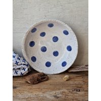 Polka Dot Pasta Schüssel, Handgemachte Ramenschüssel, Curryschüssel, Blau Und Weiße Keramik von IslaClayCeramics
