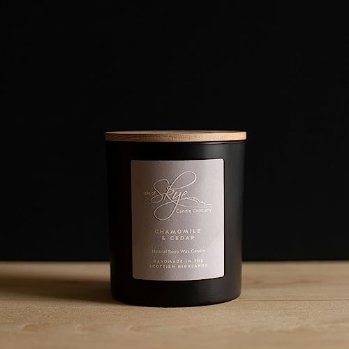 Isle of Skye Candle Company Kamille & Zedernholz, groß, Schwarz von Isle of Skye Candle Company