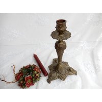Bezaubernder Messing-Kerzenständer - Kerzenleuchter Vintage Bezaubernder Messing-Kerzenständer - Kerzenleuchter Vintage von IsoKos