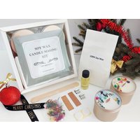 Weihnachten Diy Handwerk Kerzenherstellung Kit 2 Personalisierte Duftkerzen Mit Blumen Lustige Party-Aktivität Freunden & Familie Zu Machen Weihnachten Diy Handwerk Kerzenherstellung Kit 2 Personalisierte Duftkerzen Mit Blumen Lustige Party-Aktivität Freunden & Familie Zu Machen von IsolaAuraHome