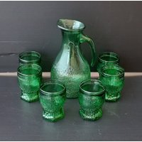 Seltenes Set Krug Mit 6 Gläsern Grün Glas Sonderform Hexagonal Boden Schweres Geschirr Tischdekoration Glasgeschirr Sets von ItalyVintageDream