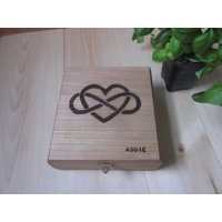 Infinity Herz Liebesbox Mit Spruch Eingebranntes Besonderes Andenken Geschenk. Personalisiert Namen. Kontakt Für Zusätzliche Nachricht Oder Zitat von ItsAllGoodWood