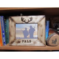 Pals Jagdrahmen Erinnerungen Auf Einer Jagd Halten Ein Leben Lang 11x9 Rahmen Passt 5x7 Bild. Handgeschnitzte Spuren Geweih Und Zitat von ItsAllGoodWood