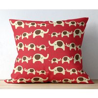 Elefant Retro Kissenbezug | Grün-Rote Streifen-Kissenbezüge Polka Dots Muster Rot Grün Braun Kissenhülle Color von ItsDecorTime