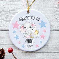 Befördert Zu Mimi 2022 Ornament, Geschenk, Weihnachtsverzierung, Schwangerschaftsankündigung, Bald Geschenke Befördert Zu Mimi 2022 Ornament, Geschenk, Weihnachtsverzierung, Schwangerschaftsankündigung, Bald Geschenke von ItsSoPerfect