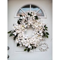 Frühlingskränze Für Haustür Hartriegel Sommerkranz Weißer Kranz Blumenkränze Etsy Türkranz Eleganter Wohnkultur Geschenk von IvannaWreaths