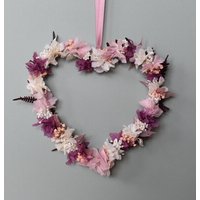 Trockenblumenherz Herz Mit Trockenblumen Wandschmuck Türschmuck Trockenblumenkranz von IvonneBohoflowershop