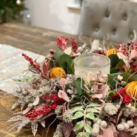 Weihnachtskranz, Weihnachtstischblumenring, Blumenkerzenring, Weihnachtsblumenkranz, Weihnachtsdekor Weihnachtskranz, Weihnachtstischblumenring, Blumenkerzenring, Weihnachtsblumenkranz, Weihnachtsdekor von IvyCruzFlowerDesign