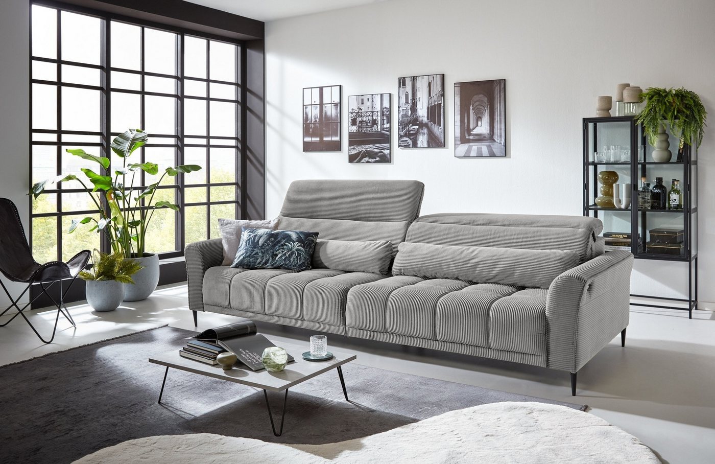 Iwaniccy Big-Sofa elektr. Sitzverstellung, 2 Kissen, silbergrau - 280x108x118cm (BxHxT) von Iwaniccy