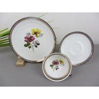 50S Sammelgedeck, Winterling Marktleuthen Sammeltasse, Altes Aussteuer Porzellan Floral, Vintage Kaffeegedeck Teegedeck, Geschenk An Sammler 50S Sammelgedeck, Winterling Marktleuthen Sammeltasse, Altes Aussteuer Porzellan Floral, Vintage Kaffeegedeck Teegedeck, Geschenk An Sammler von JAHRZEHNTE