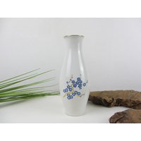 50S Vase Blaues Blumendekor Von Neuerer, Porzellan Blumenvase Streublümchen, Blumendekor, Tafeldeko Tischvase Mit Goldrand, Porzellanvase von JAHRZEHNTE