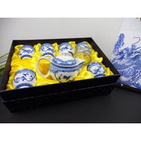 Blaues Teeservice in Geschenkverpackung, China, Kleine Teebecher + Teekanne Mit Sieb, Teetasse Vogel Motiv, Teegeschirr Als Kindergeschirr von JAHRZEHNTE