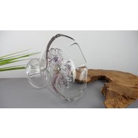 Renaissance Fußschale Von Walther Glas, Relief Blumenblüten in Rosa + Lila, 70S Tafelaufsatz, Vintage Glas Für Festliches Gästebuffet von JAHRZEHNTE