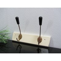 Mid Century Hakenleiste Garderobe, Alte Kleiderhaken, Handtuchhalter Für Küche Und Bad, Garderobenhaken, Shabby Chic Holzleiste, Kräuter von JAHRZEHNTE