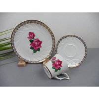 Rosa Rose Sammelgedeck Sammeltasse Von Winterling Röslau, Kaffeegedeck Teegedeck Für Die Vintage Kaffeetafel, 50S Frühstücksgedeck Golddekor Rosa Rose Sammelgedeck Sammeltasse Von Winterling Röslau, Kaffeegedeck Teegedeck Für Die Vintage Kaffeetafel, 50S Frühstücksgedeck Golddekor von JAHRZEHNTE