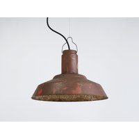 Vintage Udssr Industrie Pendelleuchte Rostpatina Fabriklampe von JANGRAHdesign