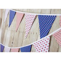 Amerika Rot Weiß-Blaue Flagge - Americana Wand-Dekor, Herbst Stoff Bunting Amerika Rot Weiß-Blaue Flagge - Americana Wand-Dekor, Herbst Stoff Bunting von JAQSstudio