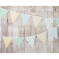 Flag - Wand-Dekor, Herbst Stoff Frühling Bunting Flag - Wand-Dekor, Herbst Stoff Frühling Bunting von JAQSstudio