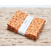 Große Stoffservietten - 4Er Set | N562 Orange Pfeile Moderne Wiederverwendbare von JAQSstudio
