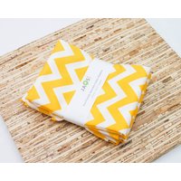 Große Stoffservietten - 4Er Set | N4310 Gelbe Chevron Zig Zag Moderne Wiederverwendbare von JAQSstudio