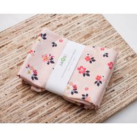 Große Stoffservietten - 4Er Set | N5285 Kleine Rosa Florale Moderne Wiederverwendbare von JAQSstudio