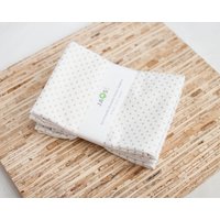 Große Stoffservietten - 4Er Set | N5575 Metallic Gold Kleine Punkte Moderne Wiederverwendbare von JAQSstudio