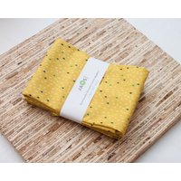 Große Stoffservietten - 4Er Set | N6051 Gelbe Senf Regentropfen Moderne Wiederverwendbare von JAQSstudio