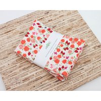 Große Stoffservietten - 4Er Set | N6056 Weiße Rose Beere Moderne Wiederverwendbare Große Stoffservietten - 4Er Set | N6056 Weiße Rose Beere Moderne Wiederverwendbare von JAQSstudio