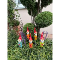 Keramik Gartenstecker Zwerge Mit Herz | Effekt-Farben Deko Garten Keramikschmuck Gartenkeramik Gartendeko Keramikfigur Keramik Gartenstecker Zwerge Mit Herz | Effekt-Farben Deko Garten Keramikschmuck Gartenkeramik Gartendeko Keramikfigur von JBLivingKeramik