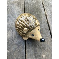 Keramik Igel | Braun Keramikfigur Keramikschmuck Keramikdeko Gartendekoration Geschenkidee Gartenschmuck| Vogel Keramik Igel | Braun Keramikfigur Keramikschmuck Keramikdeko Gartendekoration Geschenkidee Gartenschmuck| Vogel von JBLivingKeramik