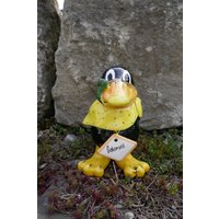Keramik Rabe Mit Wurm "Schorsch" | Keramikfigur Keramikschmuck Keramikdeko Gartendekoration Geschenkidee Gartenschmuck| Vogel von JBLivingKeramik