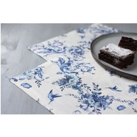 Toile De Jouy Leinen Servietten. Blaue Blumen Und Kolibri Druck Servietten Für Esstisch von JBworld