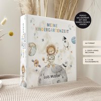 Kindergarten Ordner "Astronaut Löwe" Personalisiert Mit Namen Als Geschenk/Sammelmappe Und Ringordner Für Krippe Schule Oder Kita Din A4 von JDesignerie