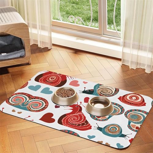 Saugfähige Leder-Tischdecke mit niedlichem Schneckenmuster, perfekt für Hunde, Katzen und andere Haustiere von JEKYDOSD