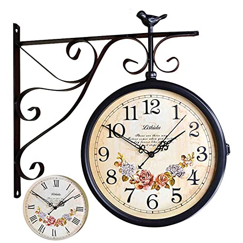 JFGCTYHXY Doppelseitige Wanduhr, Wanduhr, Retro-Doppelseitiges Stations-Retro-Zifferblatt mit Pendel zur Befestigung am Stiel for den Innen- und Außenbereich im Hausgarten – Vintage-Dekor JFGCTYHXY Doppelseitige Wanduhr, Wanduhr, Retro-Doppelseitiges Stations-Retro-Zifferblatt mit Pendel zur Befestigung am Stiel for den Innen- und Außenbereich im Hausgarten – Vintage-Dekor von JFGCTYHXY