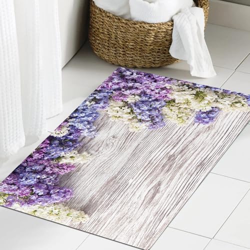 JHAOUNUK Weich Badezimmerteppich 60x90cm,Lila Blumenstrauß auf Holzbrett Hintergrund Frühling lila blühenden Hau,rutschfest waschbar Badematte Flauschige Badteppich Saugfähig Badvorleger Duschvorleger JHAOUNUK Weich Badezimmerteppich 60x90cm,Lila Blumenstrauß auf Holzbrett Hintergrund Frühling lila blühenden Hau,rutschfest waschbar Badematte Flauschige Badteppich Saugfähig Badvorleger Duschvorleger von JHAOUNUK