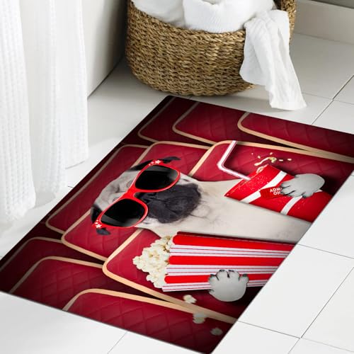 JHAOUNUK Weich Badezimmerteppich 60x90cm,Mops, lustiger Hund beim Filmgucken, Popcorn, Softdrink und Gläser, Tie,rutschfest waschbar Badematte Flauschige Badteppich Saugfähig Badvorleger Duschvorleger von JHAOUNUK