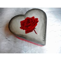 Erinnerungen Schmuck Geschenkbox Holz Handbemalt Grau Rot Rose Geschenkboxen in Herzform Handgefertigte Kunstwerke Auf Aufbewahrungsbox Einzigartig Erinnerungen Schmuck Geschenkbox Holz Handbemalt Grau Rot Rose Geschenkboxen in Herzform Handgefertigte Kunstwerke Auf Aufbewahrungsbox Einzigartig von JHFWBeadsAndFindings