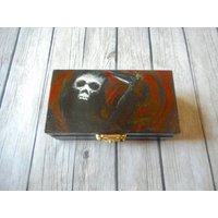 Schmuck Box Holz Handbemalt Rot Sensenmann Geschenk-Boxen Handgemachte Dunkle Kunstwerk Lagerung Feld Verlaufenden Einzigartige Geschenkartikel Schmuck Box Holz Handbemalt Rot Sensenmann Geschenk-Boxen Handgemachte Dunkle Kunstwerk Lagerung Feld Verlaufenden Einzigartige Geschenkartikel von JHFWBeadsAndFindings