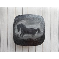 Schmuck Box Holz Schwarz Weißes Pferd Handbemalt Misty Geschenk Storage Boxen Einzigartige Handgemachte Kunst Wohnkultur Schmuck Box Holz Schwarz Weißes Pferd Handbemalt Misty Geschenk Storage Boxen Einzigartige Handgemachte Kunst Wohnkultur von JHFWBeadsAndFindings