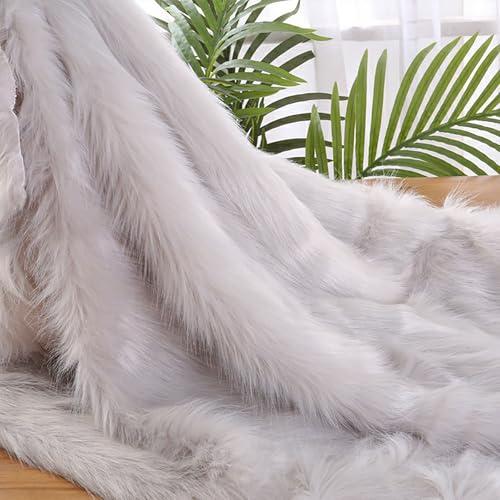 Flauschiger Kunstfuchs Pelz Stoff Langer Flor 5cm（50 * 180cm）Luxus Shaggy Synthetik Nähen Mantel Kragen Polsterung Dekoration Schnitte Stuhl Abdeckung Sitzkissen(17 gray) von JINDAOSH