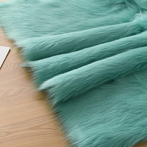 Flauschiger Kunstfuchs Pelz Stoff Langer Flor 5cm（50 * 180cm）Luxus Shaggy Synthetik Nähen Mantel Kragen Polsterung Dekoration Schnitte Stuhl Abdeckung Sitzkissen(19 green) von JINDAOSH