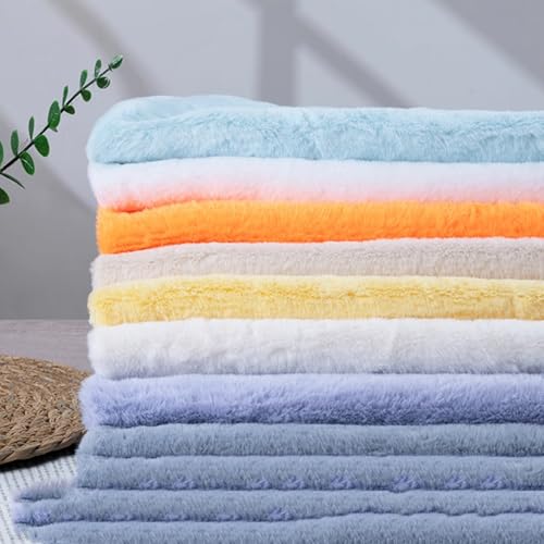 Kurzes Haar KunstpelzStoff 50cm*160cm Kurzflor 5mm Pelzige Maske DIY Material für Kostüm Gnom Bart Teppiche Matten Geschenk Dekoration(20 Off white) von JINDAOSH