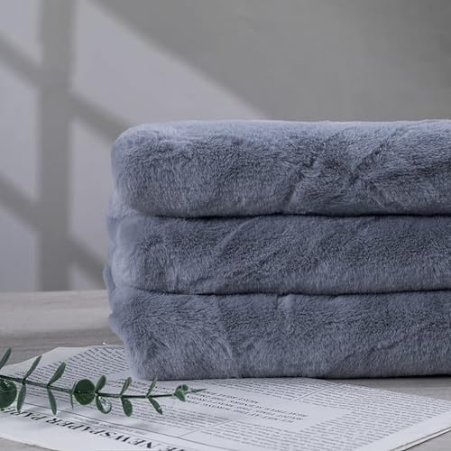 Weiches pelziges Plüsch Material （50cm*160cm）Flauschiger Kunstpelz Stoff Kurzer Flor 5mm Basteln Nähen Kostüme Kleidung Teppiche Kissen Dekorationen und mehr(26 Dark gray) von JINDAOSH